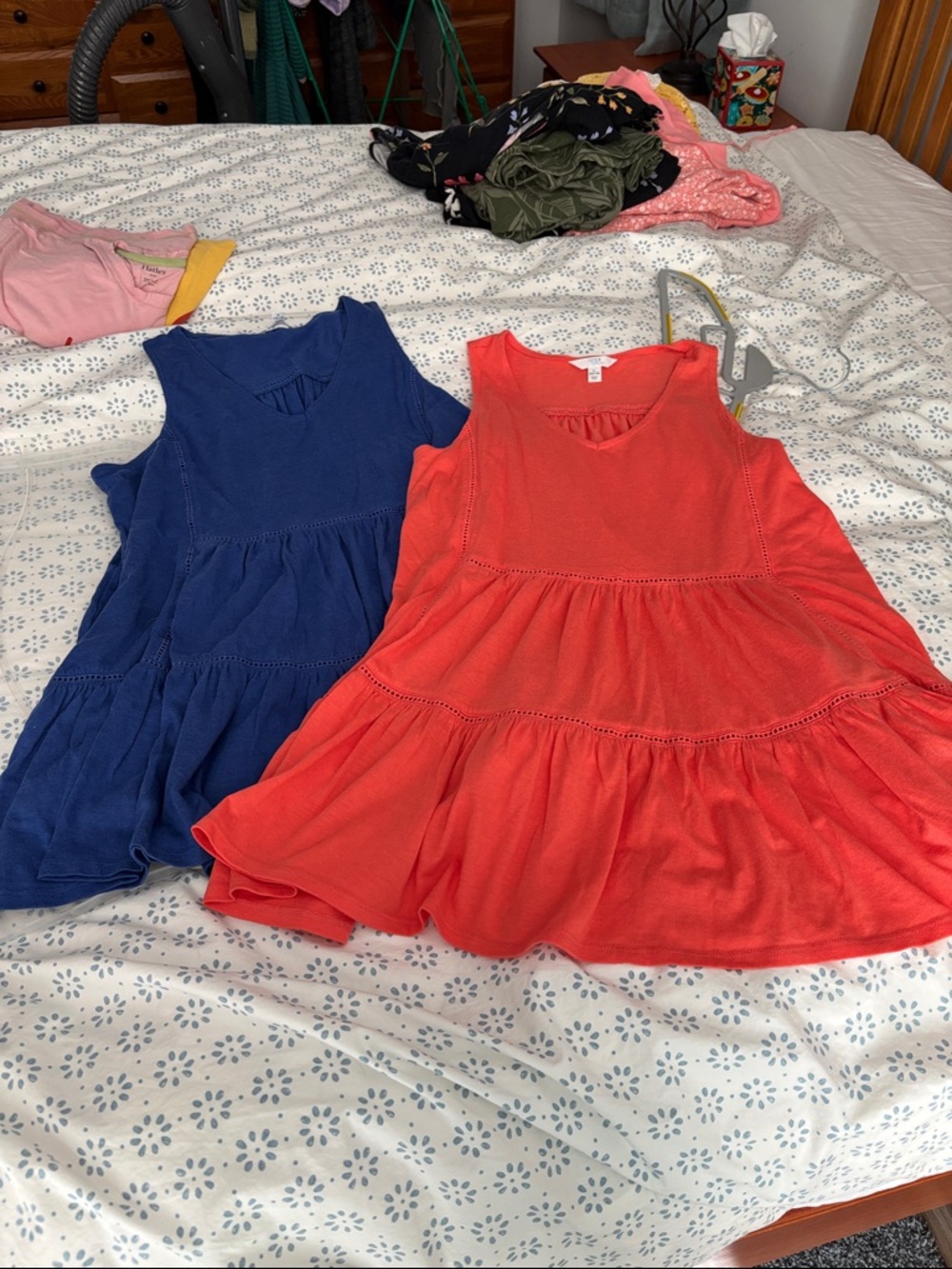 Time and Tru Coral Sleeveless Knit Top